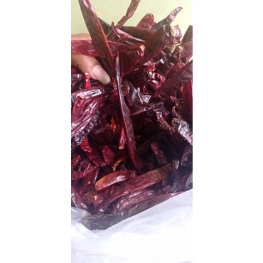

LAKU 1kg CABE MERAH KERING TANPA TANGKAI TIDAK PEDAS KUALITAS BAGUS