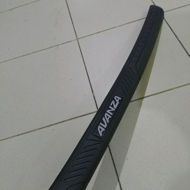 Sillplate Belakang Toyota Avanza lama 2004-2011