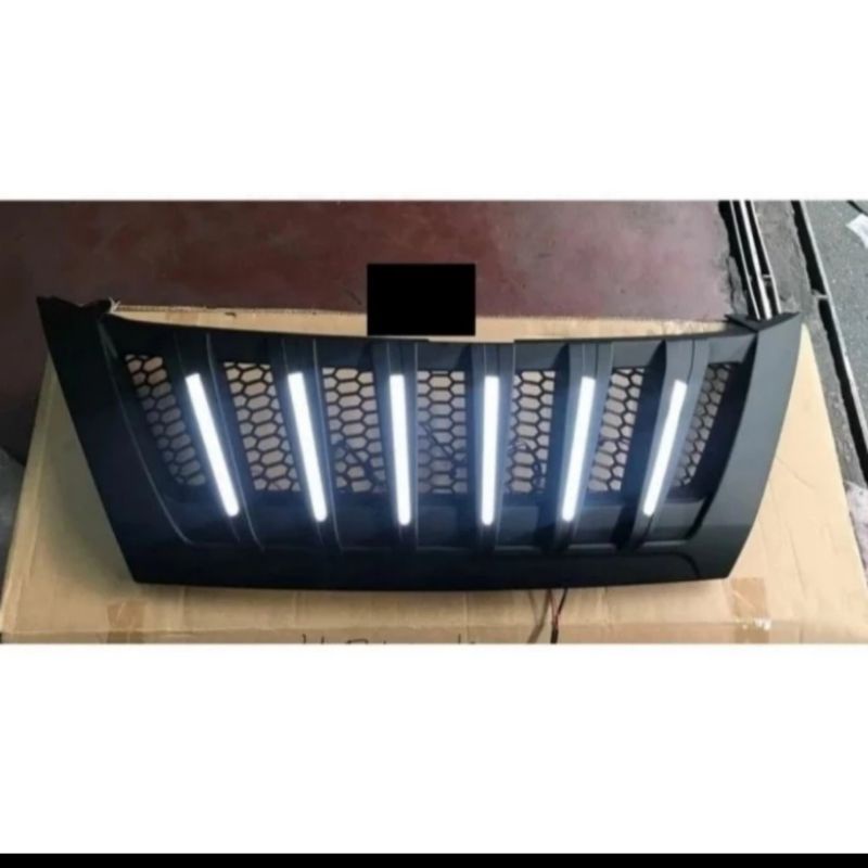 GRILL Fortuner vrz 2016-2017-2018-2019 led