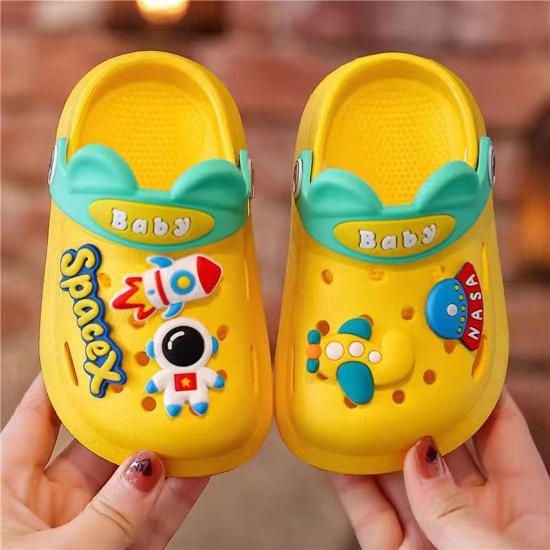 RAMADHAN SALE 3.3 IMPORT Kakimanis B220 Sandal Anak Slop astronot Anak Laki Laki Perempuan Kekinian Casual Sendal  Baim Anak Cewek Cowok Anti Slip Anti Licin Bahan Karet Jelly Umur 9 Bulan- 7 Tahun Terbaru