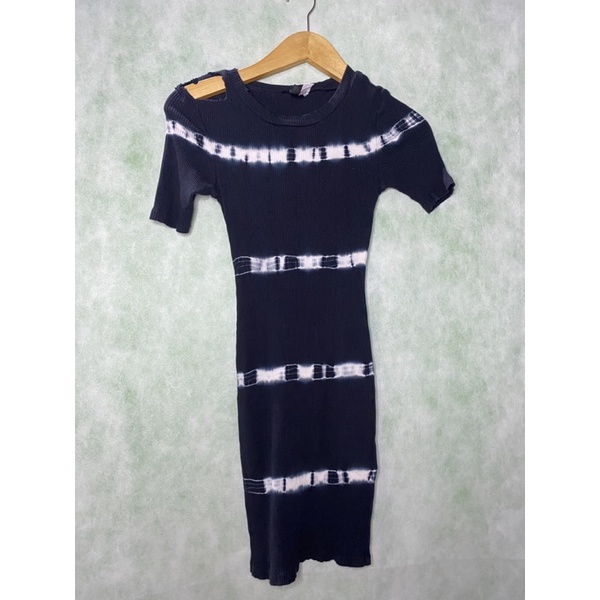 Preloved/Thrift Mini Dress Knit divided by HnM Korean Style