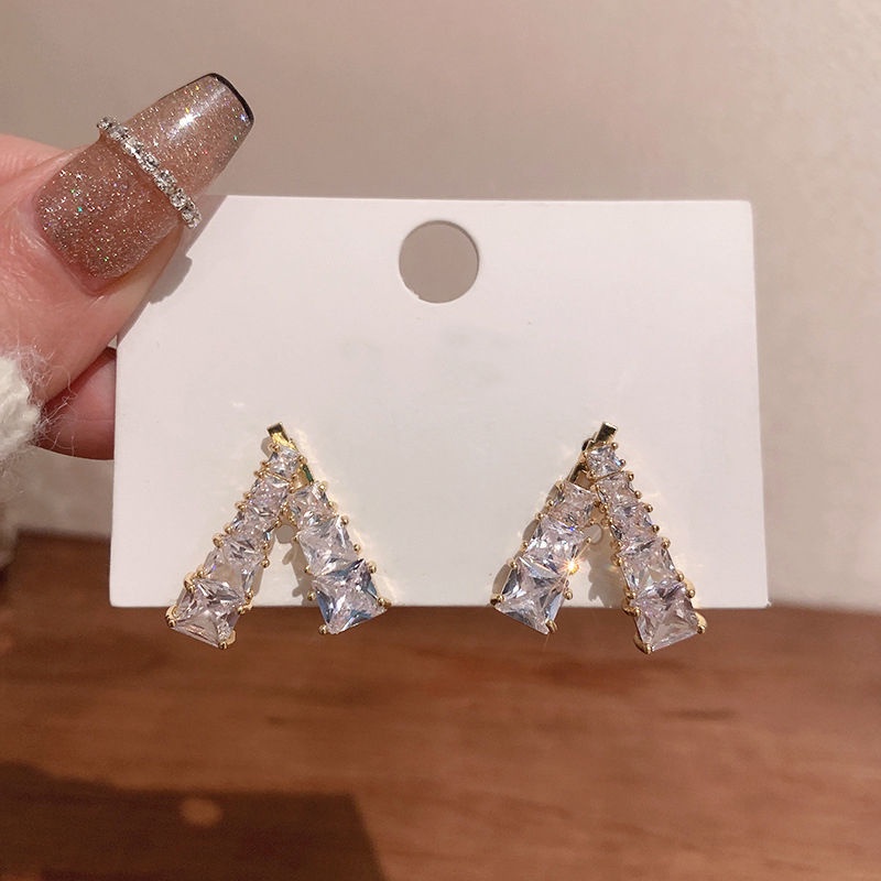 Anting Berlian Imitasi Bentuk Geometris Gaya Korea