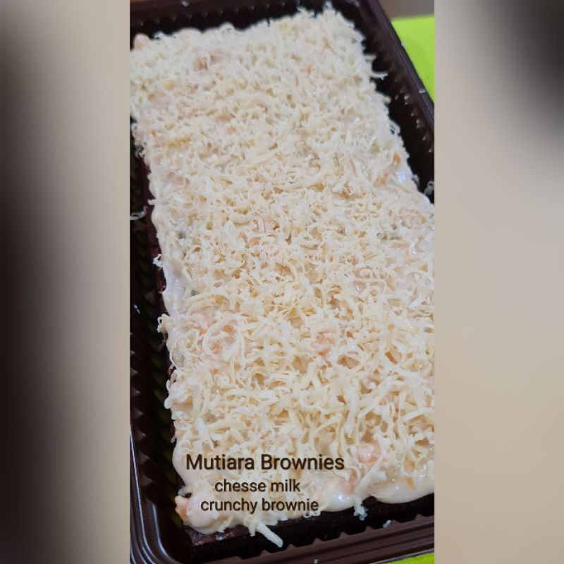 

cheese milk crunchy mutiara brownies