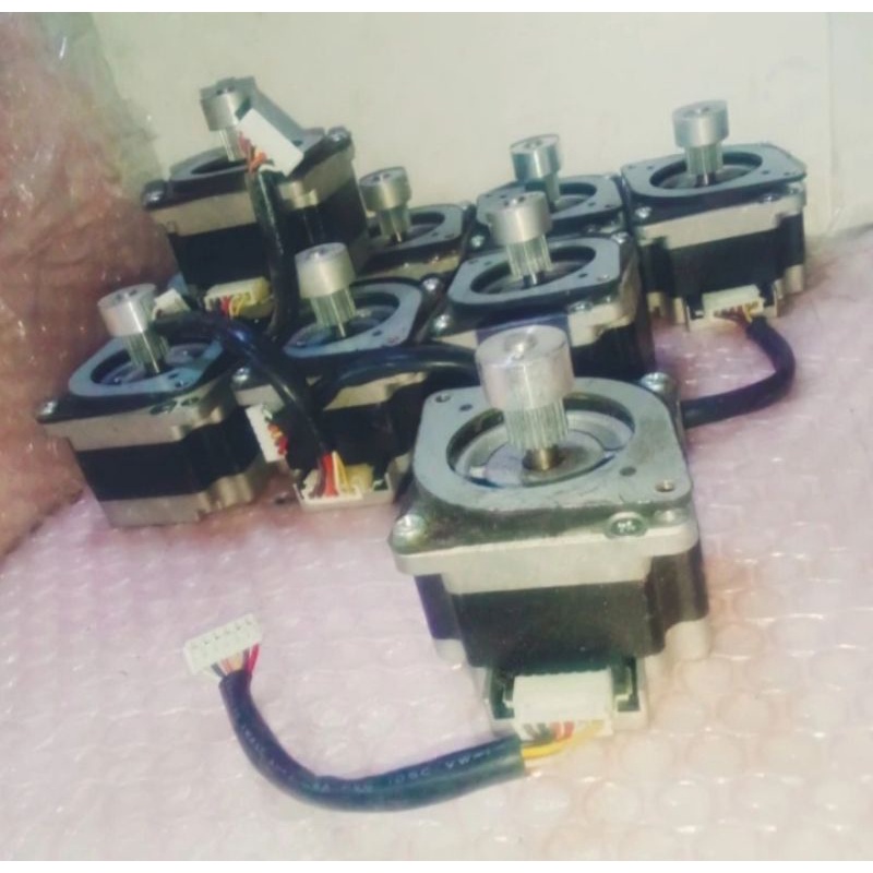 STEPPER / STEPPING MOTOR Model STA-56D1019