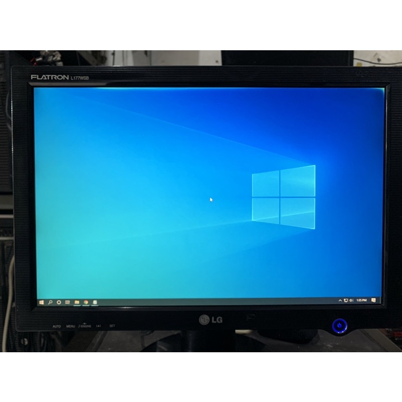 MONITOR PC LG 17” WIDESCREEN ADA MINUS SPOT PUTIH DIKIT