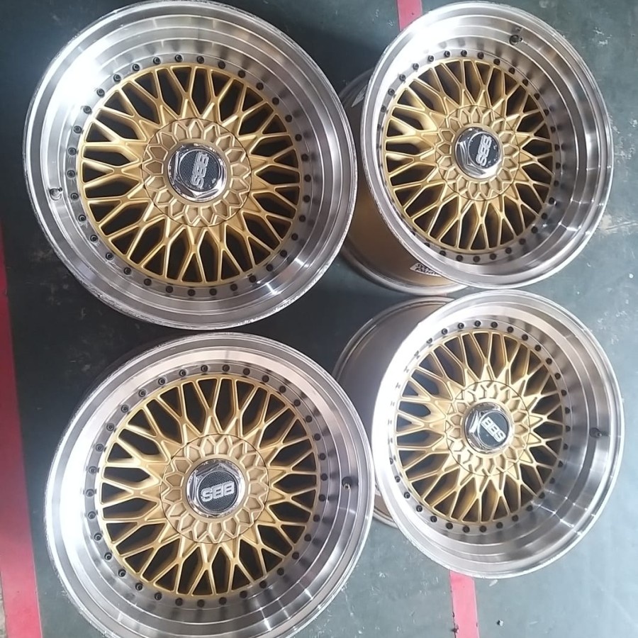 Velg Mobil Bekas Ring 16 BBS R16X7,5-8,5 Lubang 4 ET35-42