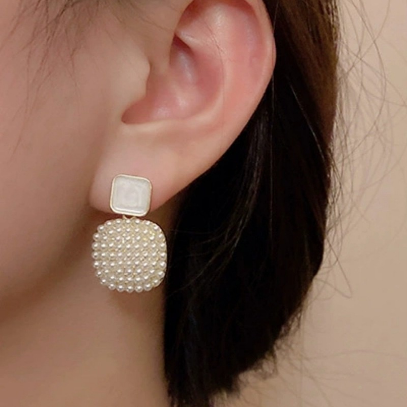 Anting Mutiara Bentuk Kotak Geometris Gaya Korea