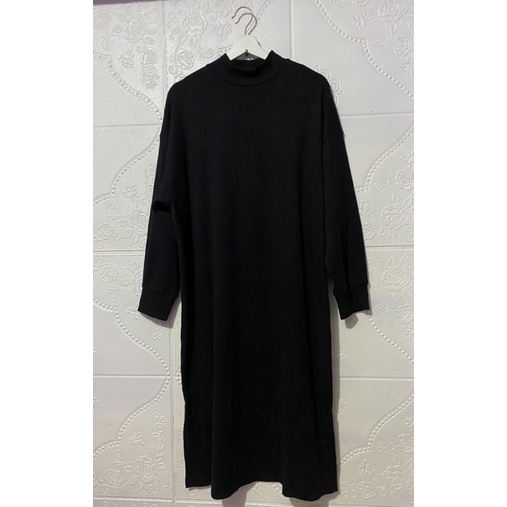 global uniqlo dress knit lengan balon