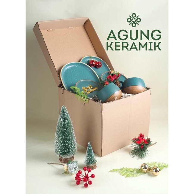 

MURAH PARCEL TEASET AGUNG KERAMIK ULTAH ANNIVERSARY NATAL LEBARAN G6945654ERE