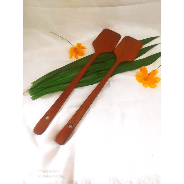 Sutil Spatula dari Kayu Ulin