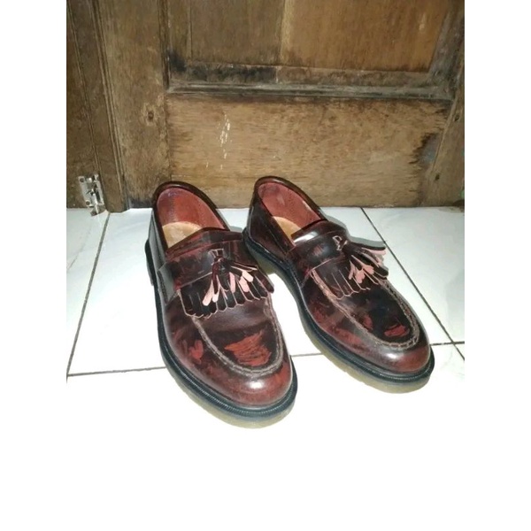 dr martens adrian