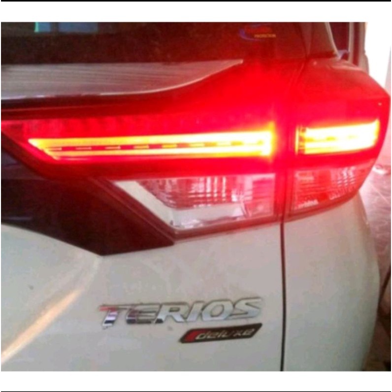 lampu bagasi.lampu refektor rush Terios original baru