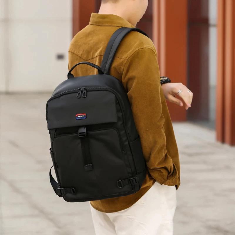 Tas Pria Trendi 2023 Ransel Ceruk Multi-fungsi Baru Pria Ransel Tahan Air Ringan Sederhana Tas Laptop 15.6 Inci Pemuda