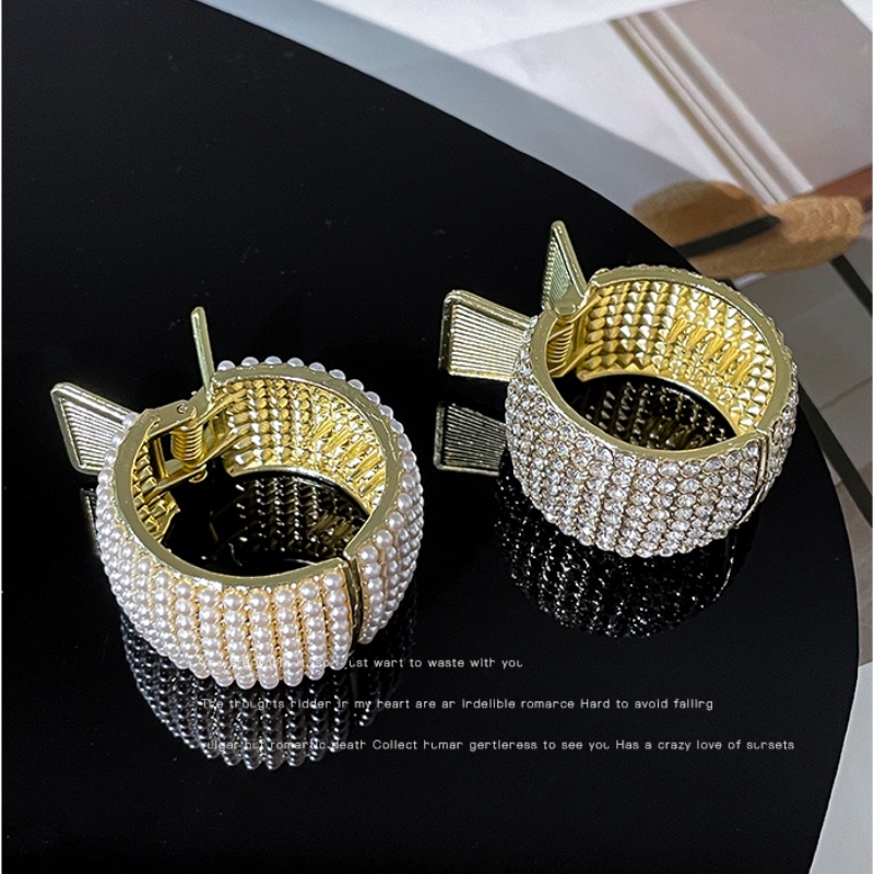 2pcs / Set Jepit Rambut Ekor Kuda Aksen Mutiara Gaya Korea Untuk Wanita