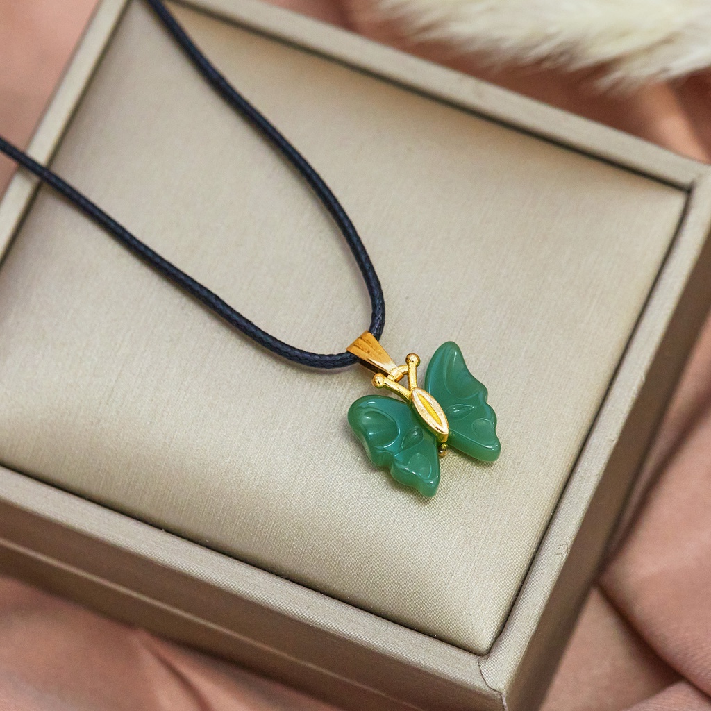 Kalung Rantai Panjang 44 + 5cm Dengan Liontin Giok Butterfly Ukuran 1.7 = 2.3cm