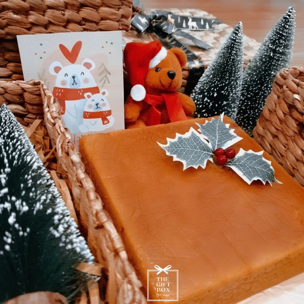 

Lapis Legit Special Wisjman Hampers | Christmas Hampers 2022 Edition