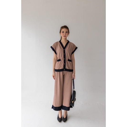 Button Knit Set