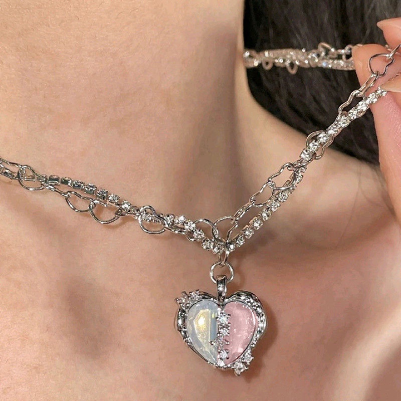 Fancyqube Kalung Choker Rantai Klavikula Hias Liontin Hati Gaya Punk Vintage Untuk Wanita