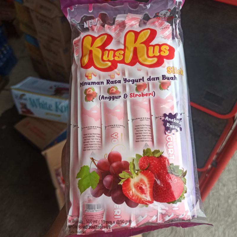 

Minuman Rasa Yogurt & Buah Anggur Stroberi Kus Kus