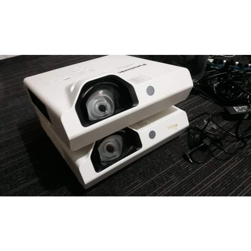 PANASONIC PT-TW340 LCD PROYEKTOR 3200 LUMENS