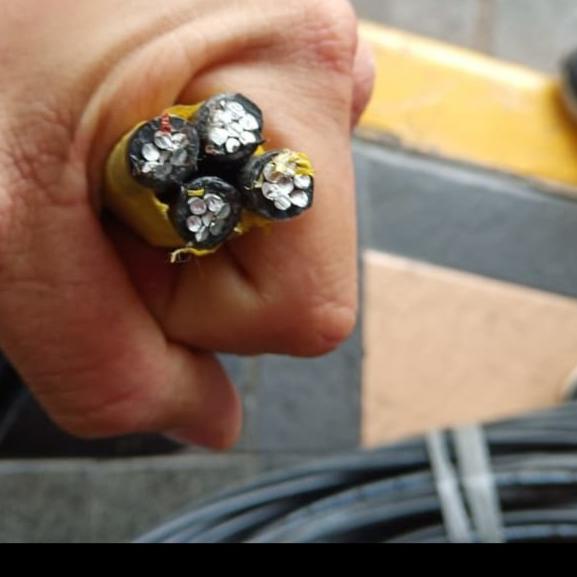 kabel twist 4x70 mm Aluminium (kabel udara/kabel SR/NFA2X)