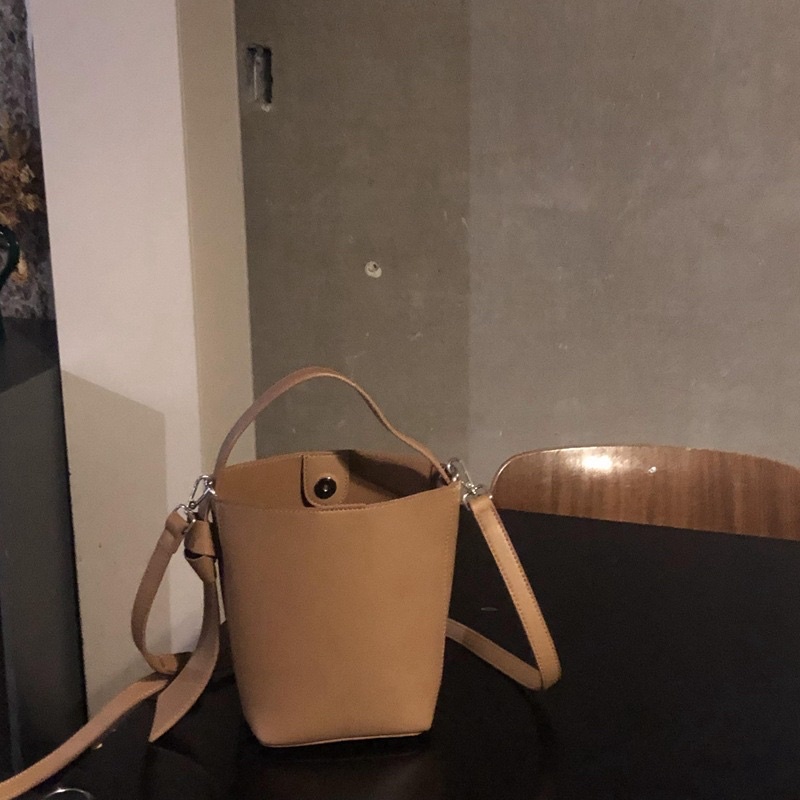 Tas Selempang Kulit Wanita Tas Cewek Slingbag Bucket Bag GC 8134