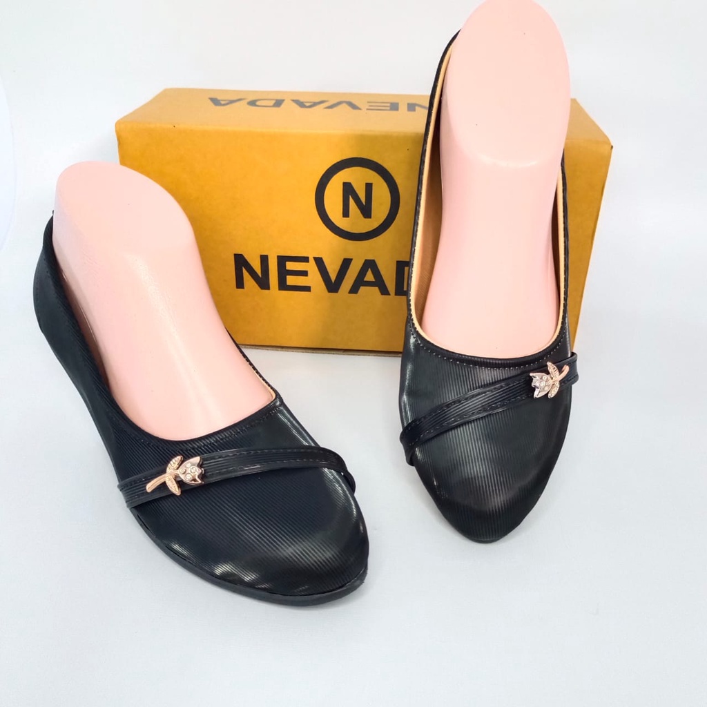 SEPATU  NEVADA MURAH HITAM MODEL SLIP ON MURAH kode salur