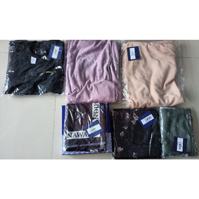 Mandjha 8 Pcs Ivan Gunawan Fashion Scarf Motif Bergo Tali Cream & Ungu,Bergo Middle Black,Bergo Moti