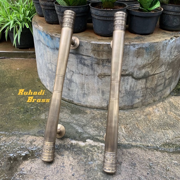 Gagang Pintu Rumah Kuningan Antik / Handle Pintu Rumah Kuningan Antik Motif Godo Polos Ukir 60 cm