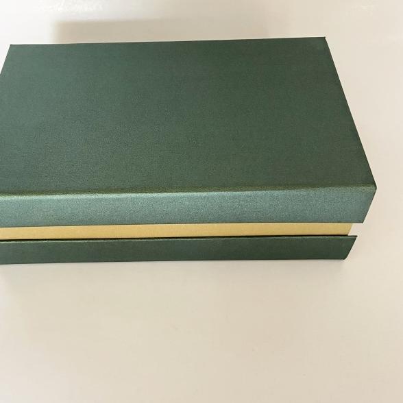 

Box Model magnet / Box Seserahan / Gift Box / kotak kado (24,5x15x8)