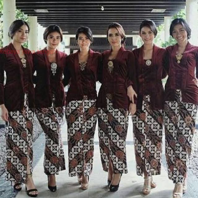 Kebaya Bludru Kutu Baru (atasan saja) Kebaya Bludru