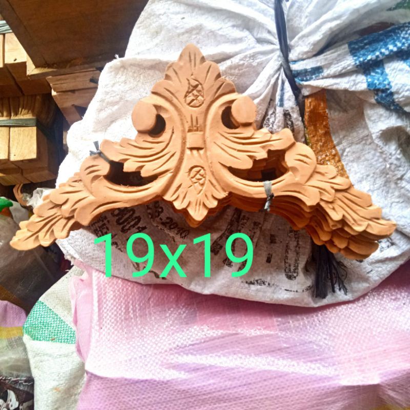 SUDUT/POJOK 19x19, Ukiran tempel hiasan sudut ukir kayu mahoni