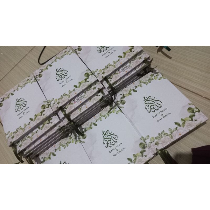 

Hardcover 128 hal artpaper + pembatas rumbai