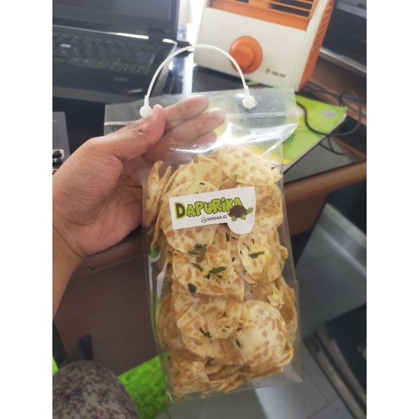 

keripik tempe sagu, renyah gurih