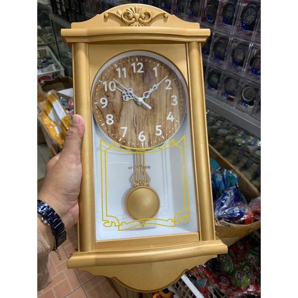 jam dinding bandul murah klasik motif kayu