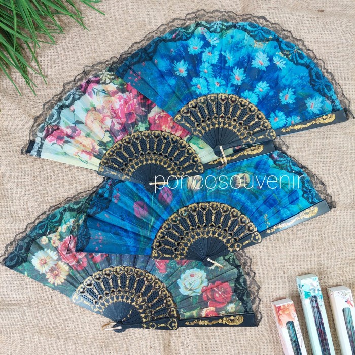 Souvenir Kipas Spanyol Hitam Kemasan Box