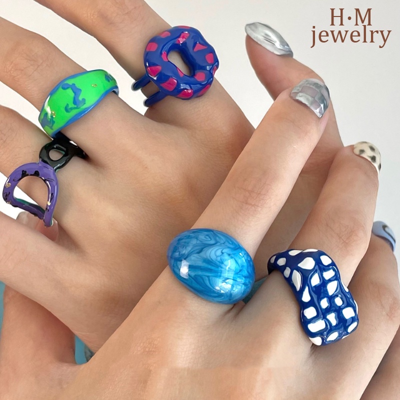 Cincin Desain Geometri Motif Polkadot Warna Kontras