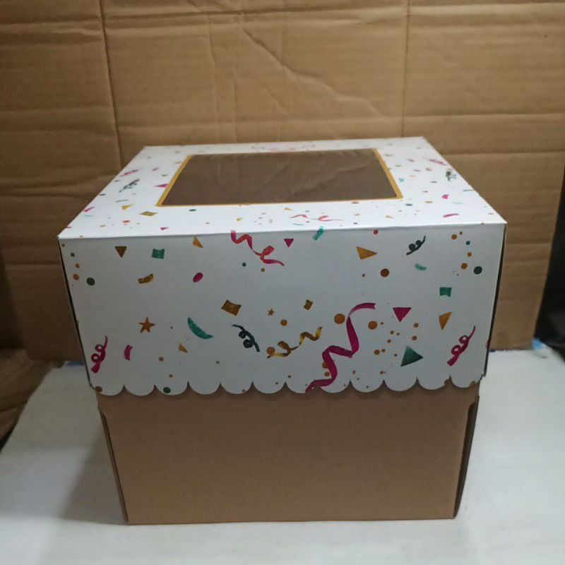 

Kotak Dus Box Kue Jendela Motif Confetti 22 x 22 x 20 cm