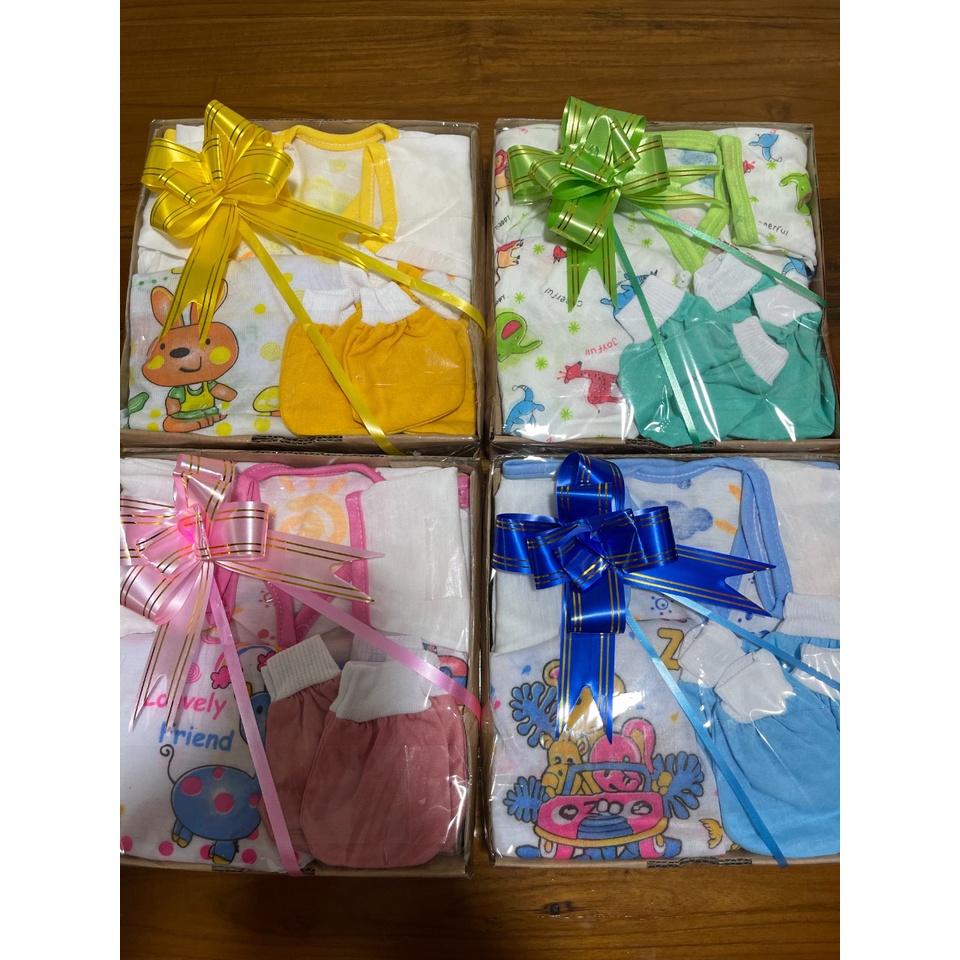 Parsel bayi baru lahir / hampers bayi / Parcel bayi baru lahir / kado bayi / Baby Gift Newborn / Hadiah bayi / Baju bayi / Perlengkapan bayi baru lahir 01