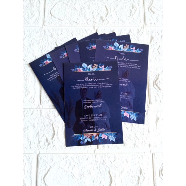 

Bridesmaid Card/Attireguide