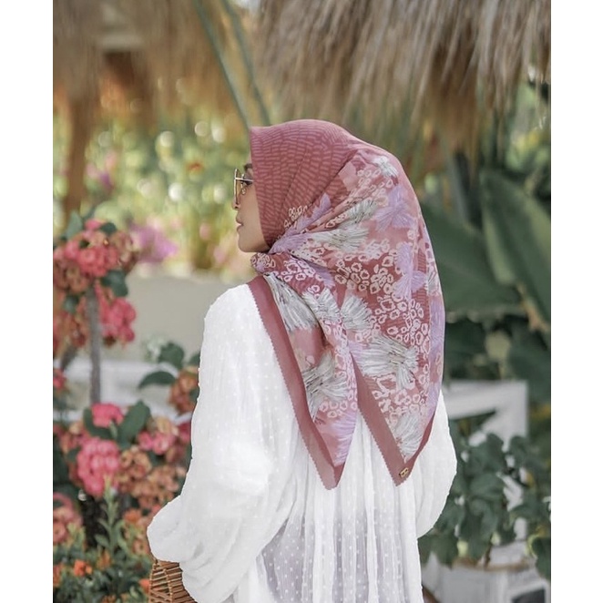 EM3 SCARF, Amities SERIES HIJAB SEGIEMPAT / BEST SELLER