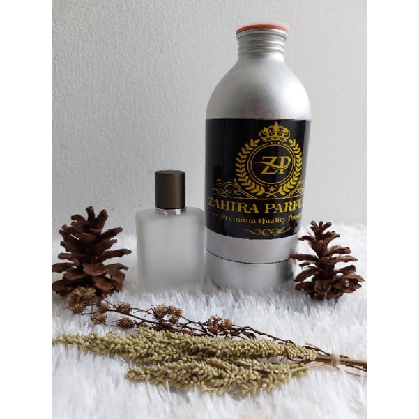 Parfum wanita Victoria secret romantic