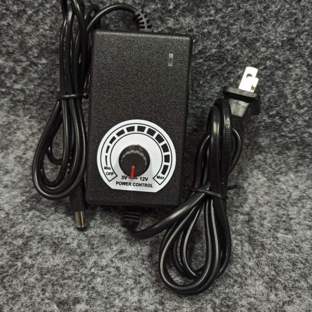 Adaptor 3-12V DC 2A Variable