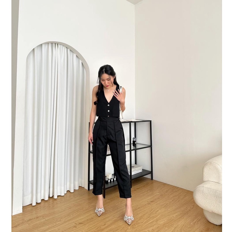 NOMI - Vili Highwaist Pants / HW Pants / HW Skinny Pants