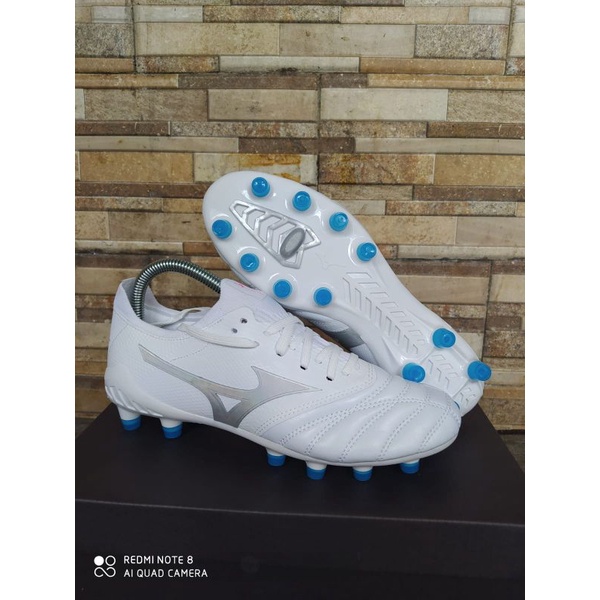 SEPATU BOLA MIZUNO BETA3 WHITE SILVER FG-SEPATU BOLA MIZUNO-SOCCER