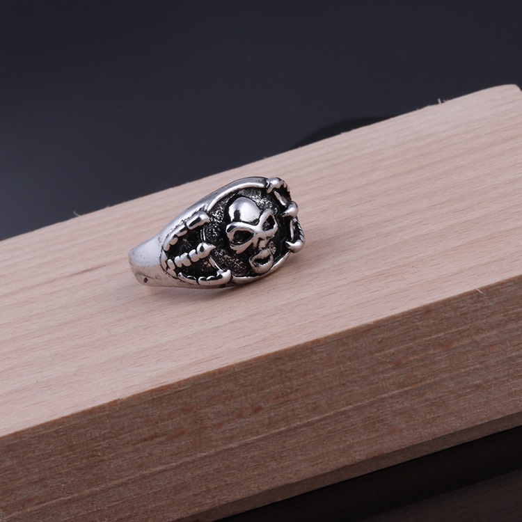 Cincin Desain Tengkorak Untuk Pria