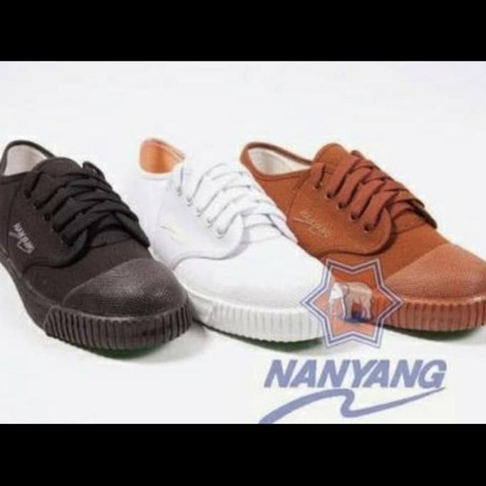 original sepatu takraw nanyang
