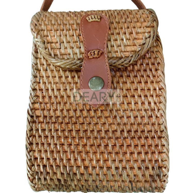 TAS ANYAMAN ROTAN BALI TEMPAT HP / DOMPET / TRAVELING TALI SELEMPANG