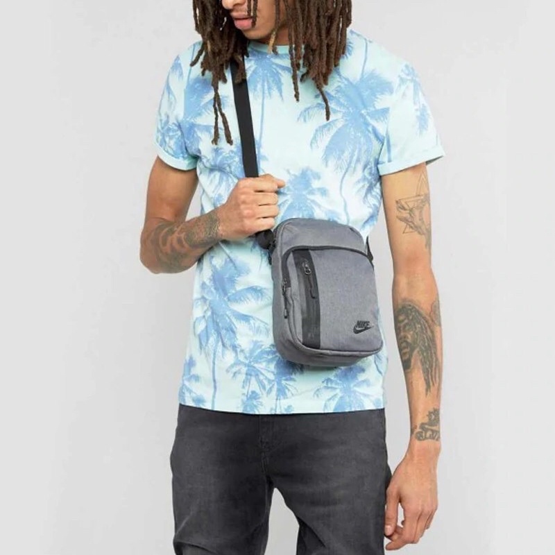 [PROMO BIG SALE] Nike Tech Small Bag Casual Dash Grey - Original 1000% Resmi Store