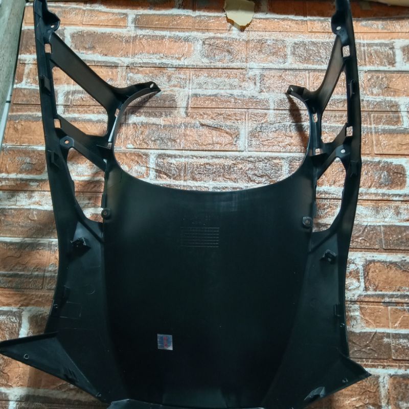 Panel Lumpur Depan Bagian Bawah Honda Vario 125/150 18 Panel Paru Tengah